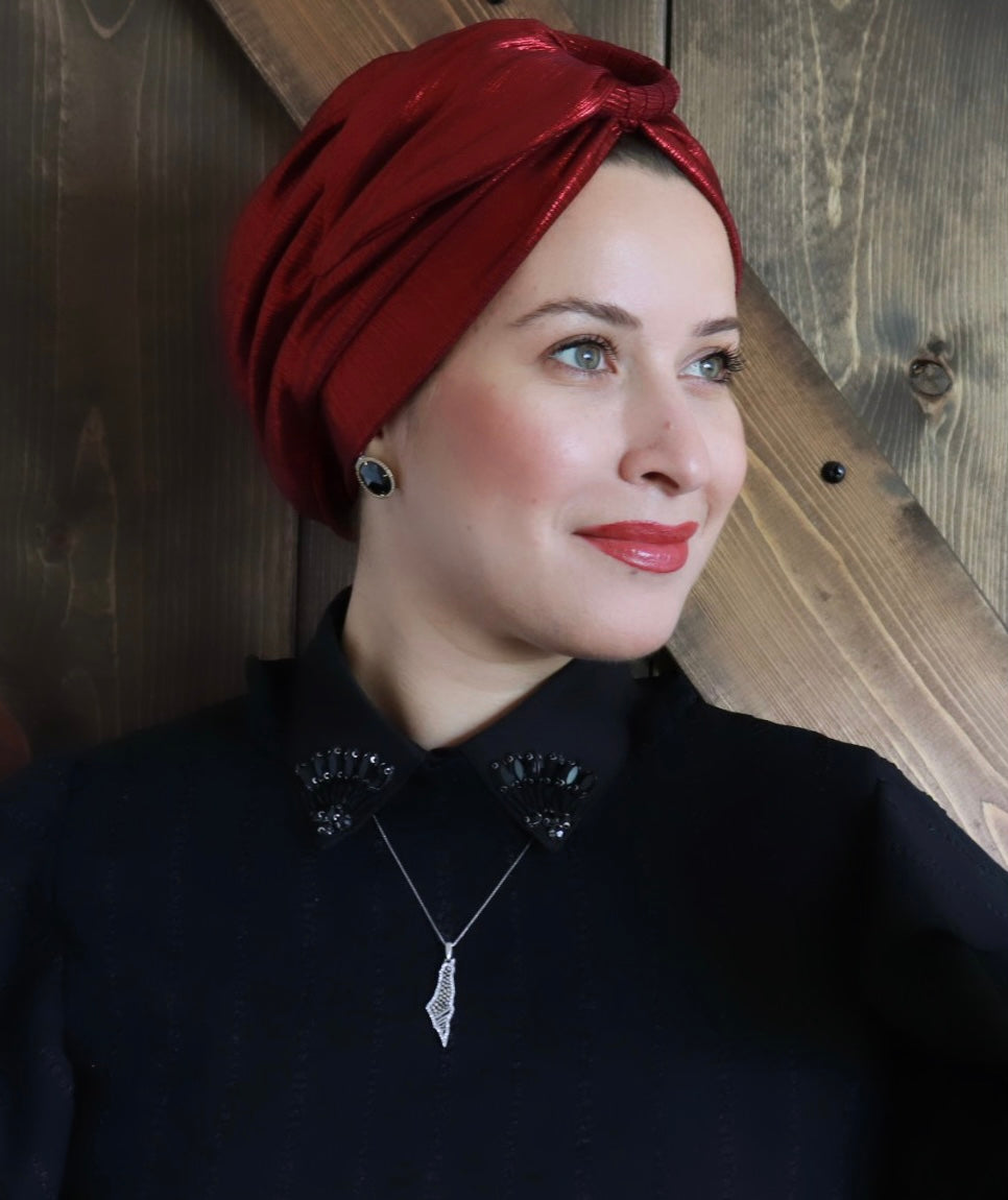 Red formal metallic turban (ring)