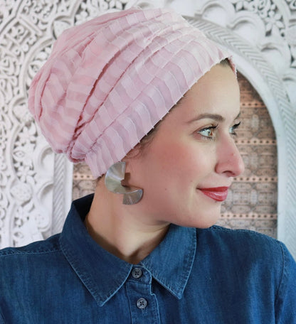 Pink wavy turban