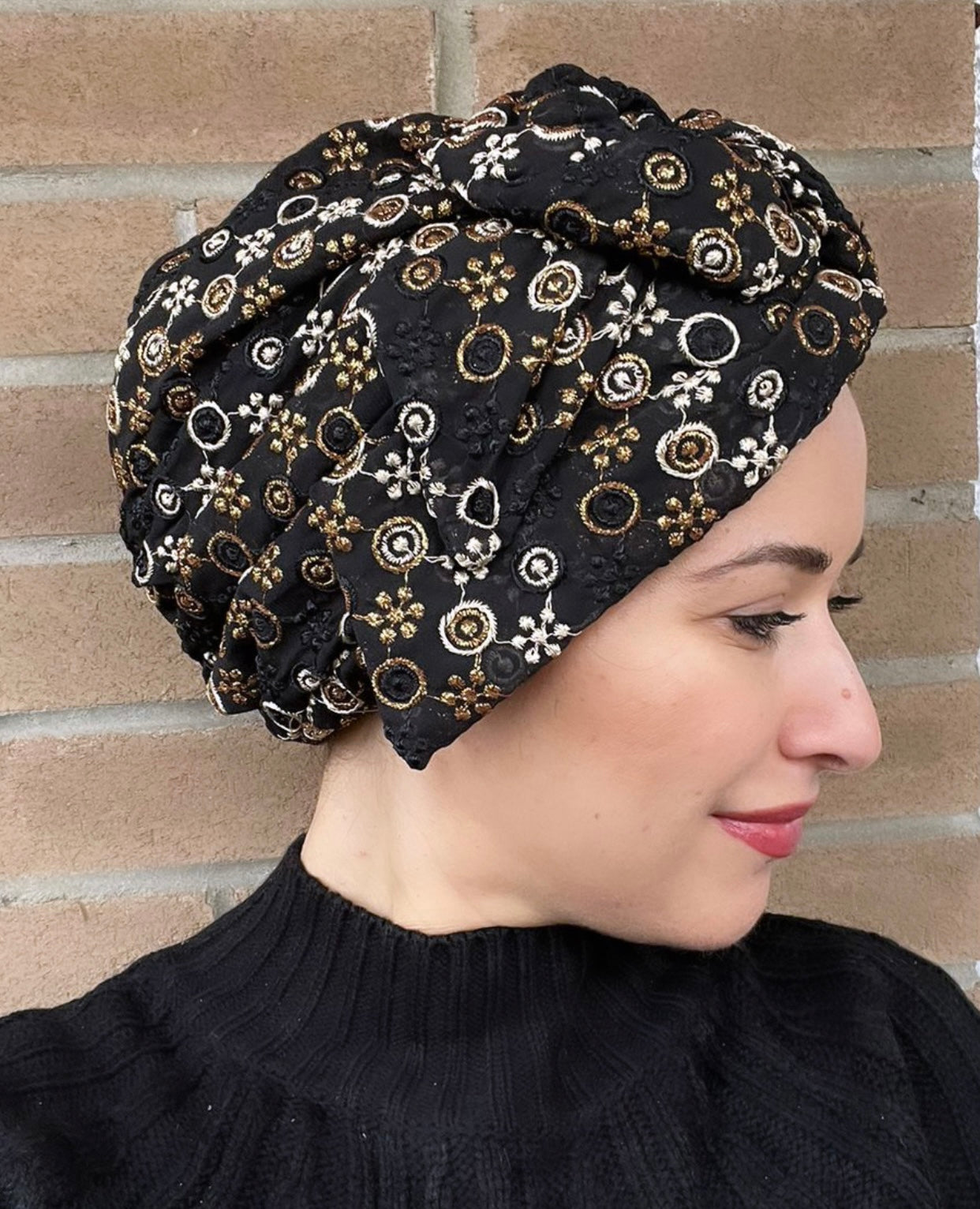 Black and brown turban