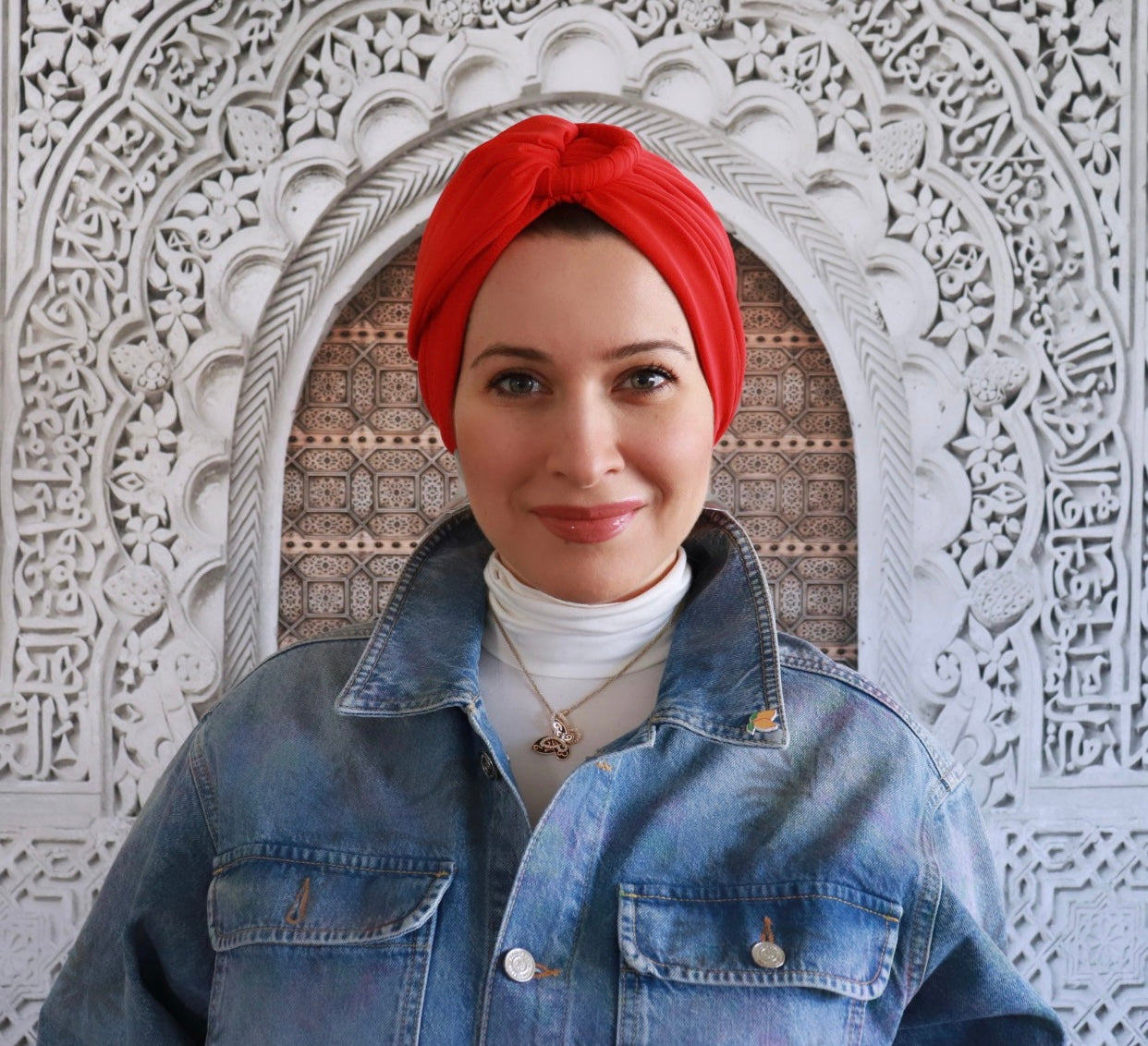 Red ring turban