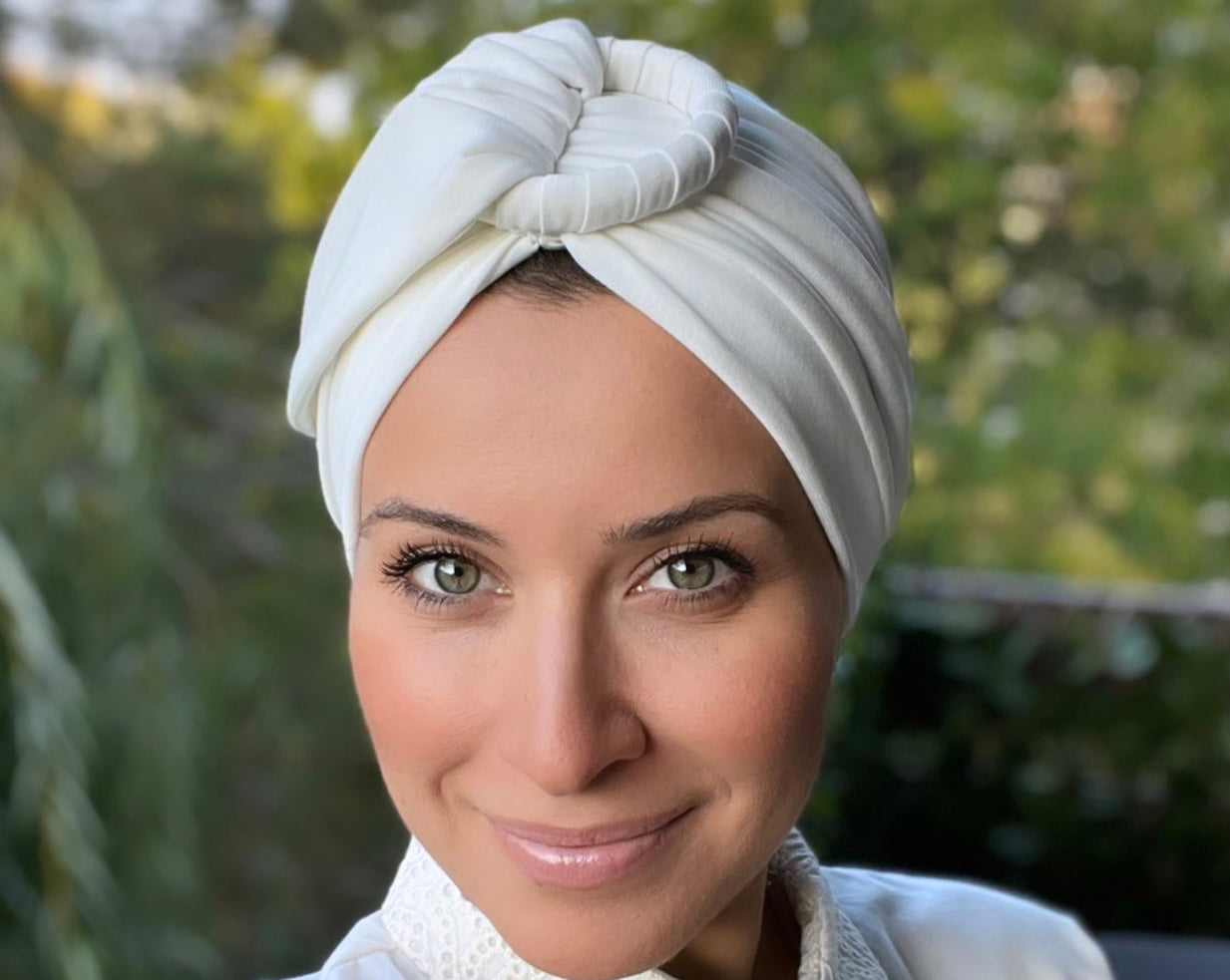 White ring turban