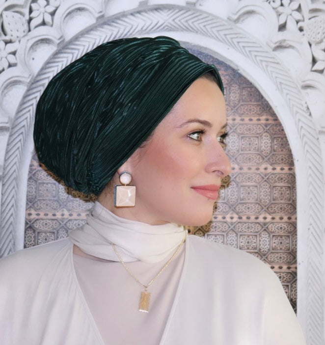 Dark green turban