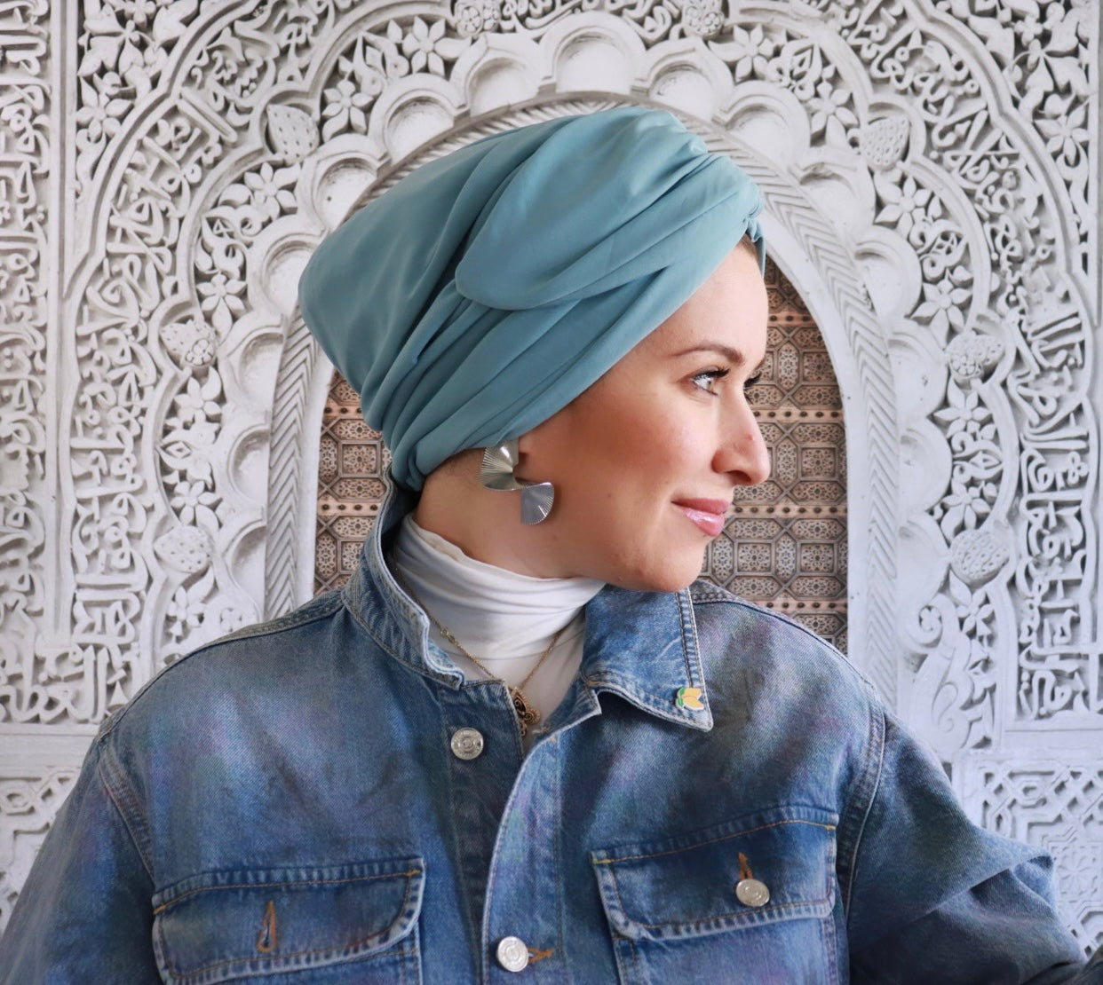 Cyan ring turban