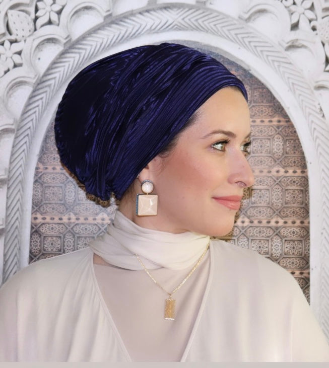 Dark blue turban