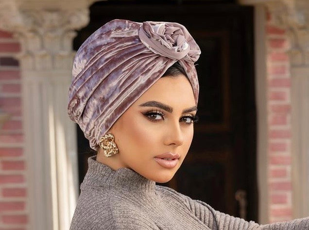 Nude velvet turban