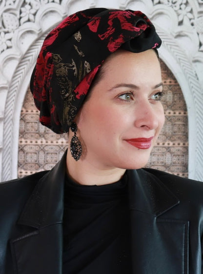 Black and red ring turban