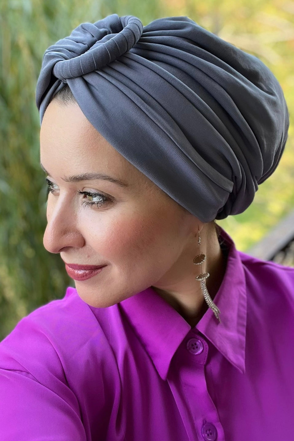 Gray ring turban