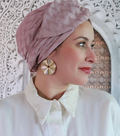 Light pink wavy ring turban