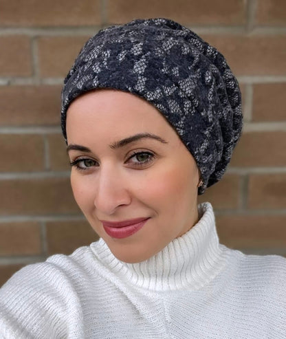 Dark blue wool turban