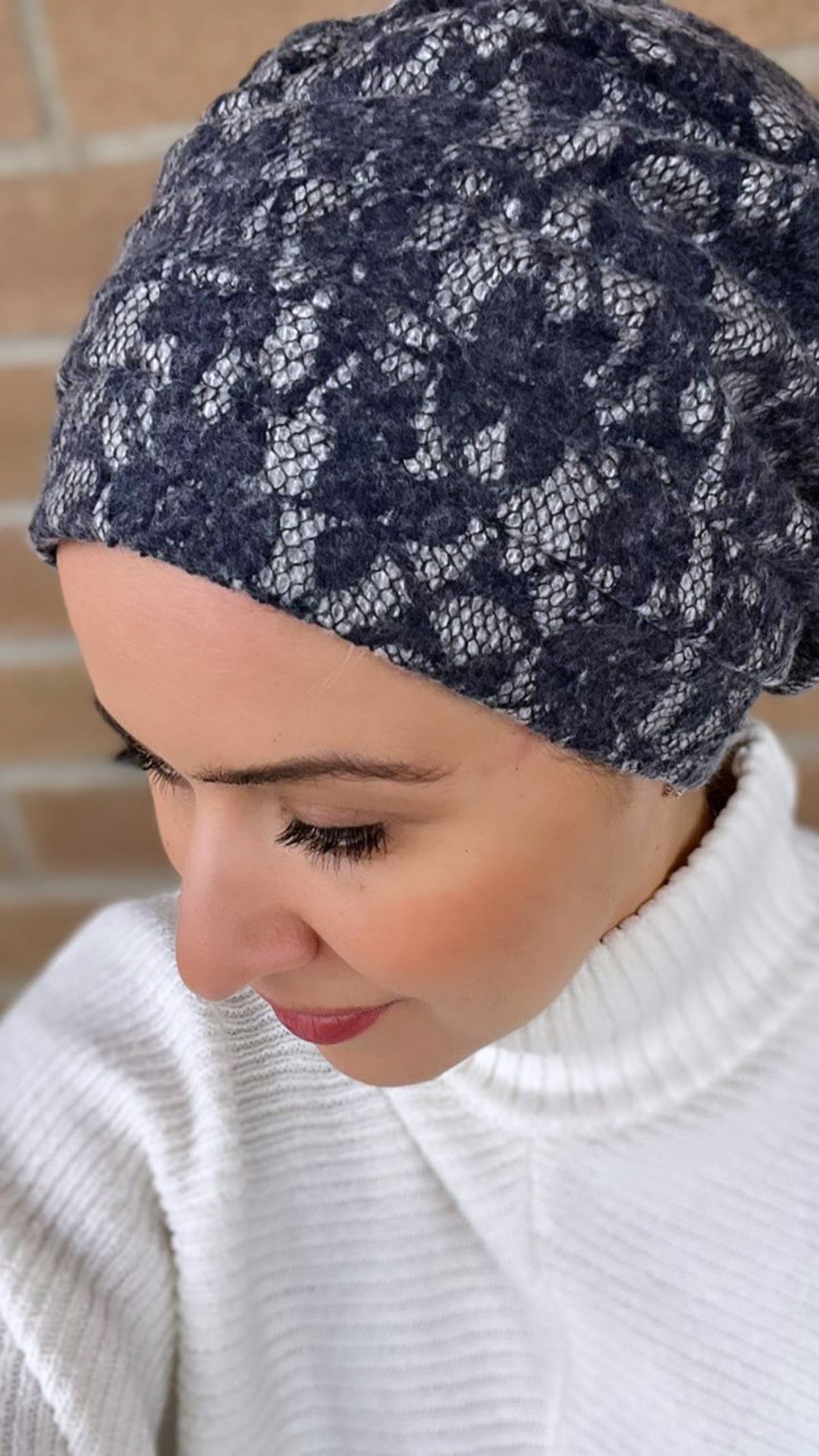 Dark blue wool turban